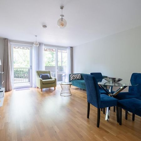Apartament Brand New London Flat With Car Park Zewnętrze zdjęcie